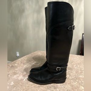 Frye Dorado knee high boots in very good condition size 6
